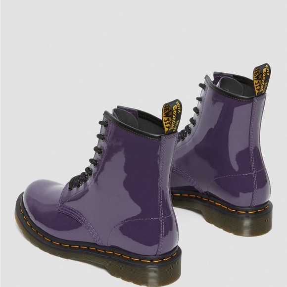 Dr. Martens 1460 8 eye lace up black current Purple Patent Leather Boots Size 7 - Picture 2 of 11